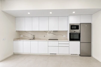 Apartamento T1 para Venda em Loule (São Clemente)