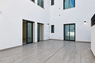 Apartamento T1 para Venda em Loule (São Clemente)