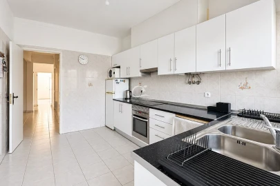 Apartamento T3 para Venda em Loule (São Clemente)