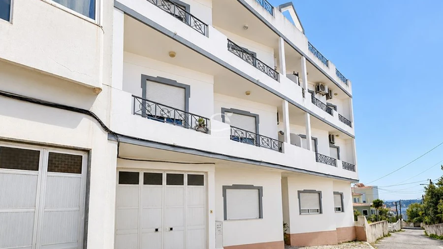 Apartamento T3 para Venda em Loule (São Clemente)