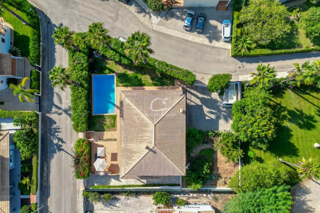 Moradia T4 para Venda em Loule (São Clemente) Foto 4