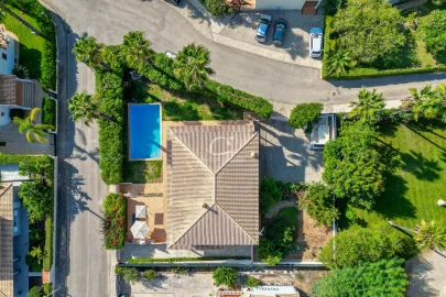 Moradia T4 para Venda em Loule (São Clemente)