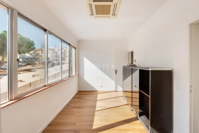 Apartamento T3 para Venda em Lagos (São Sebastião e Santa Maria)