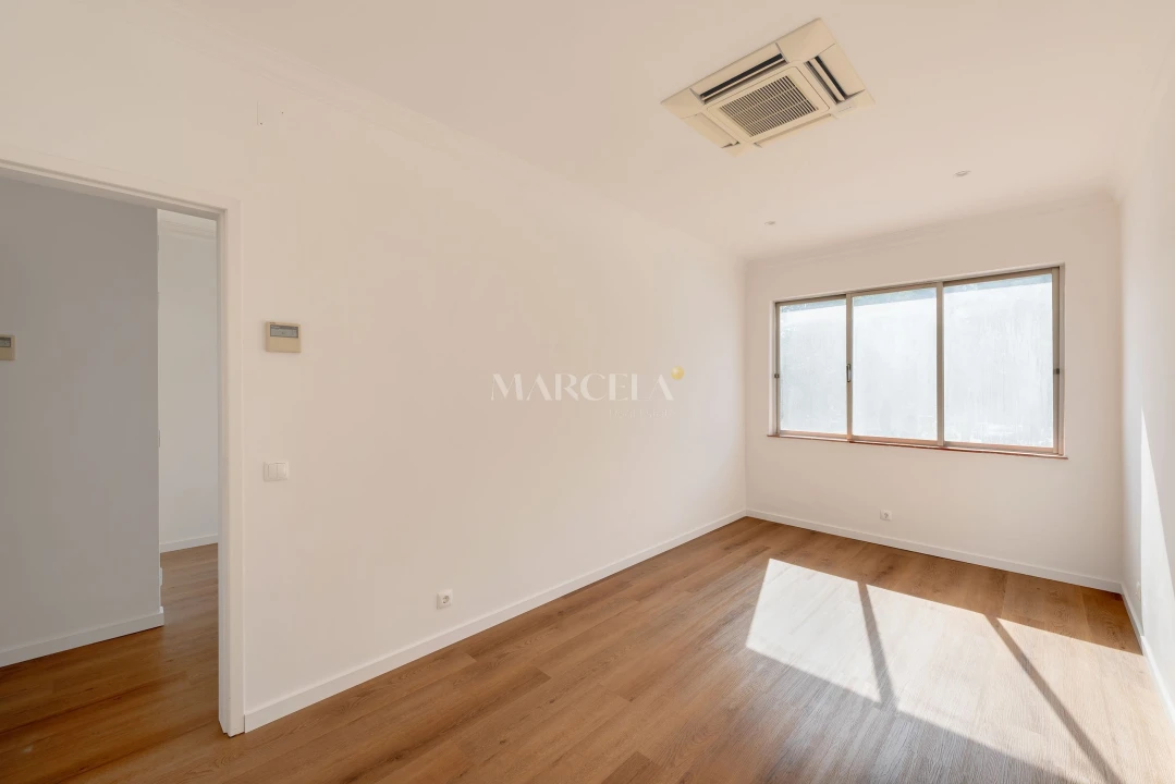 Apartamento T3 para Venda em Lagos (São Sebastião e Santa Maria) Foto 18