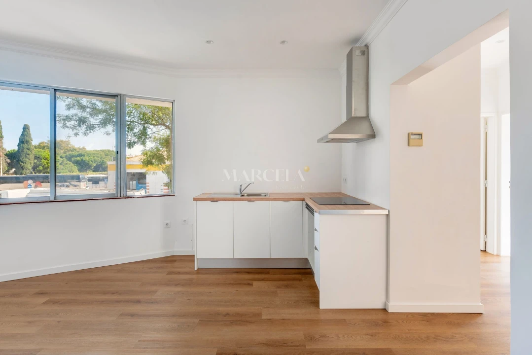 Apartamento T3 para Venda em Lagos (São Sebastião e Santa Maria) Foto 3