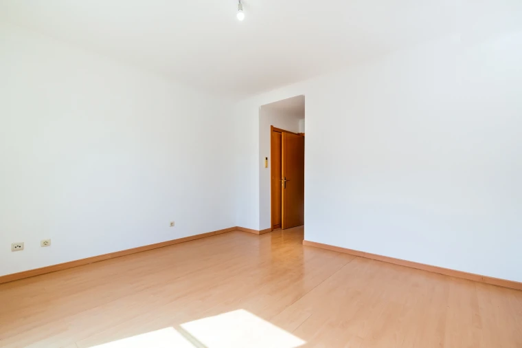Apartamento T2 para Venda em Quarteira Foto 16