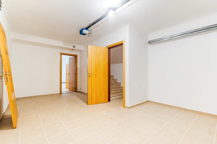 Apartamento T2 para Venda em Quarteira Foto 26