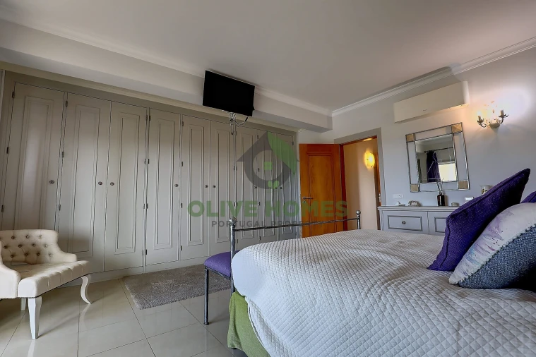 Apartamento T3 para Venda em Quarteira Foto 20