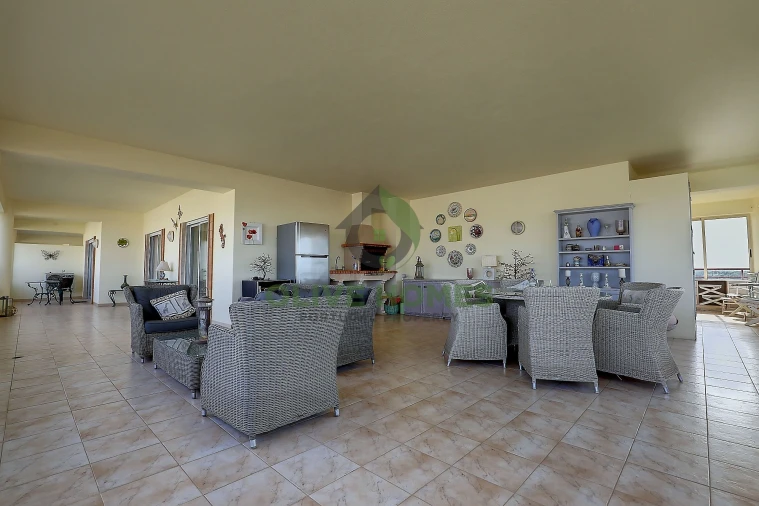 Apartamento T3 para Venda em Quarteira Foto 9