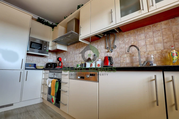 Apartamento T3 para Venda em Quarteira Foto 26