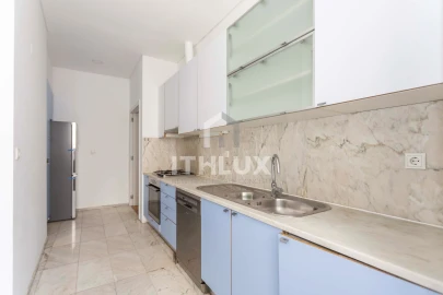 Apartamento T2 para Venda em Santa Maria Maior