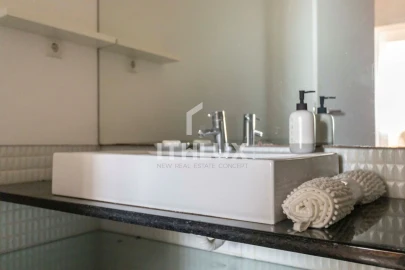 Apartamento T2 para Venda em Santa Maria Maior