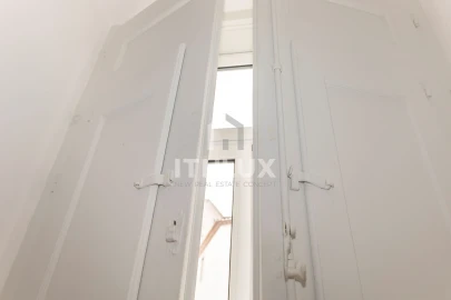 Apartamento T2 para Venda em Santa Maria Maior