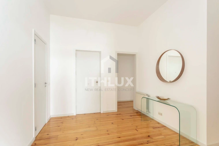 Apartamento T2 para Venda em Santa Maria Maior Foto 3