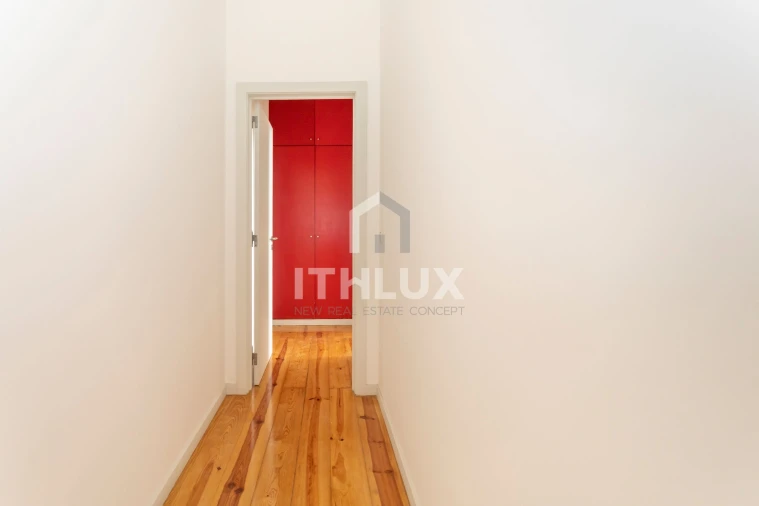 Apartamento T2 para Venda em Santa Maria Maior Foto 4