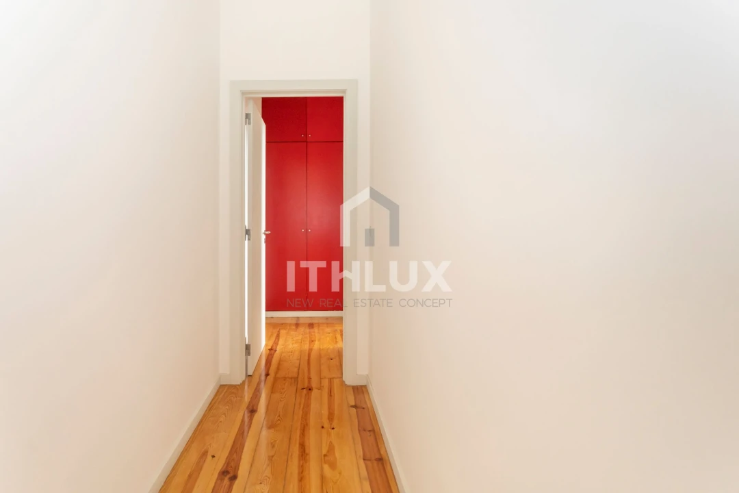 Apartamento T2 para Venda em Santa Maria Maior Foto 4