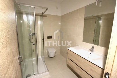 Apartamento T3 para Venda em Loule (São Clemente)