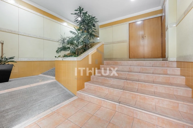 Apartamento T3 para Arrendamento em Santa Marinha Foto 23