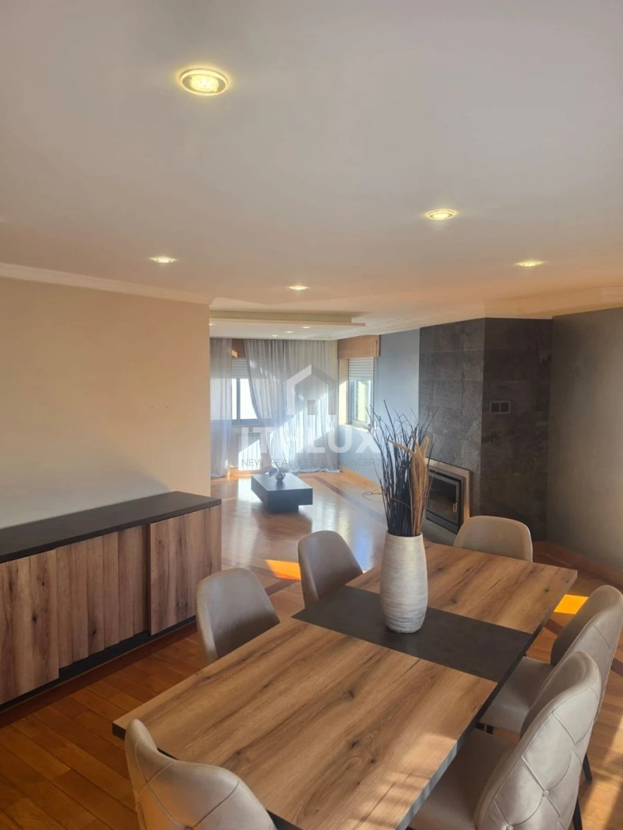 Apartamento T3 para Arrendamento em Santa Marinha Foto 4