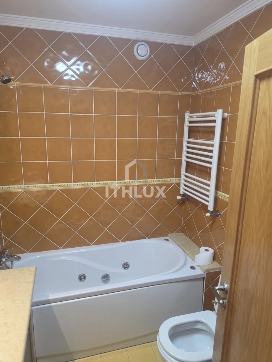 Apartamento T3 para Arrendamento em Santa Marinha Foto 13