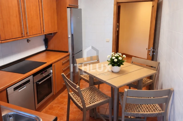 Apartamento T3 para Arrendamento em Santa Marinha Foto 30
