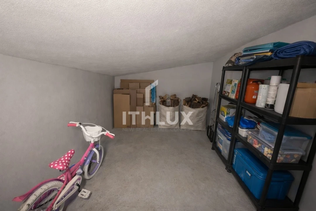 Apartamento T3 para Arrendamento em Santa Marinha Foto 29