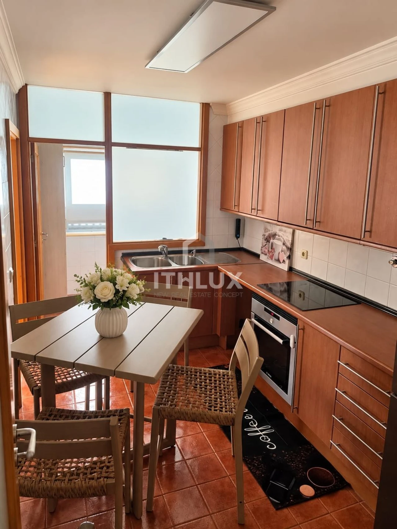 Apartamento T3 para Arrendamento em Santa Marinha Foto 1