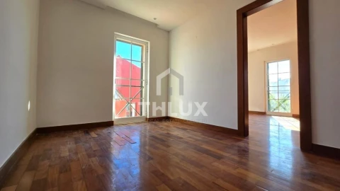 Moradia T4 para Venda em Alcabideche