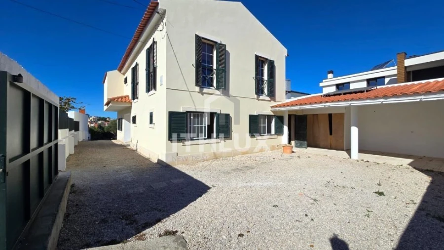 Moradia T4 para Venda em Alcabideche Foto 9
