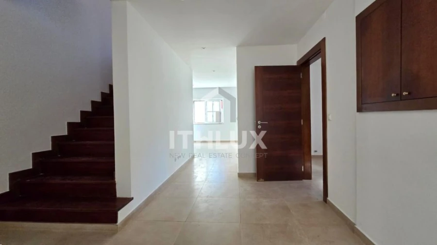 Moradia T4 para Venda em Alcabideche Foto 23