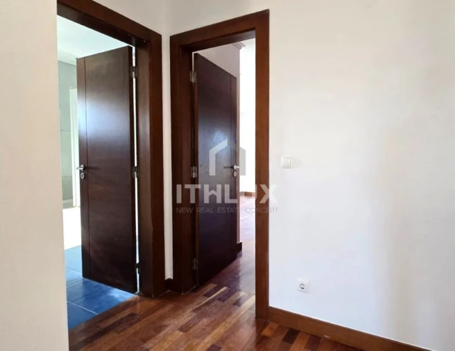 Moradia T4 para Venda em Alcabideche Foto 26