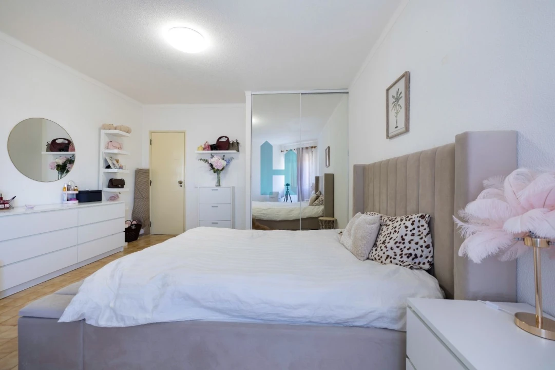Apartamento T1 para Venda em Portimão Foto 4