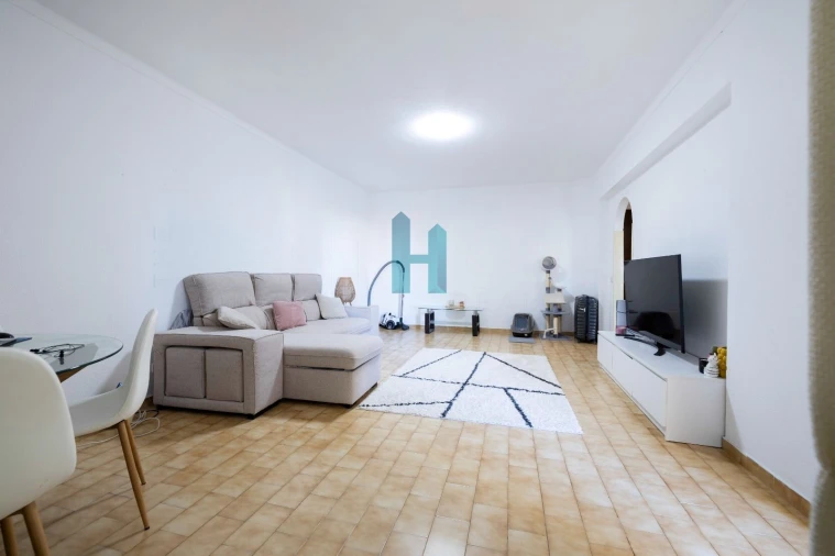 Apartamento T1 para Venda em Portimão Foto 2