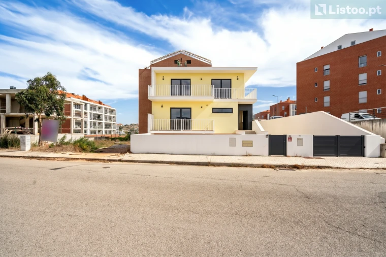 Moradia T4 para Venda em Tavarede Foto 2