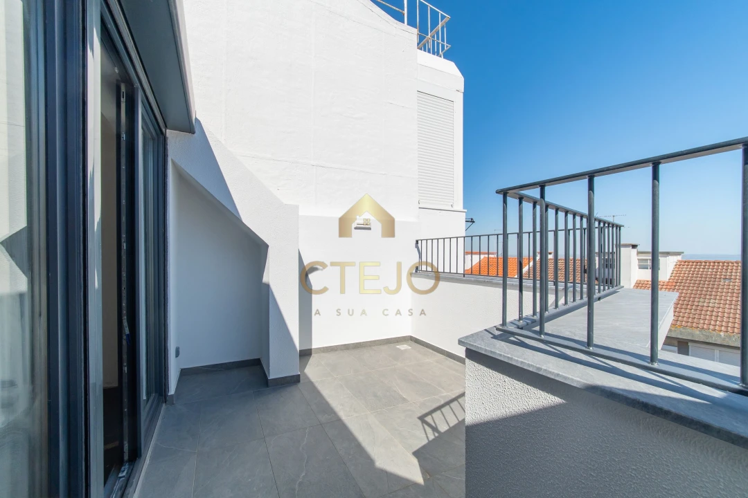 Apartamento T3 para Venda em Santa Iria de Azoia, São João da Talha e Bobadela Foto 34