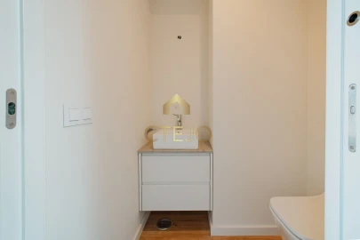 Apartamento T3 para Venda em Santa Iria de Azoia, São João da Talha e Bobadela