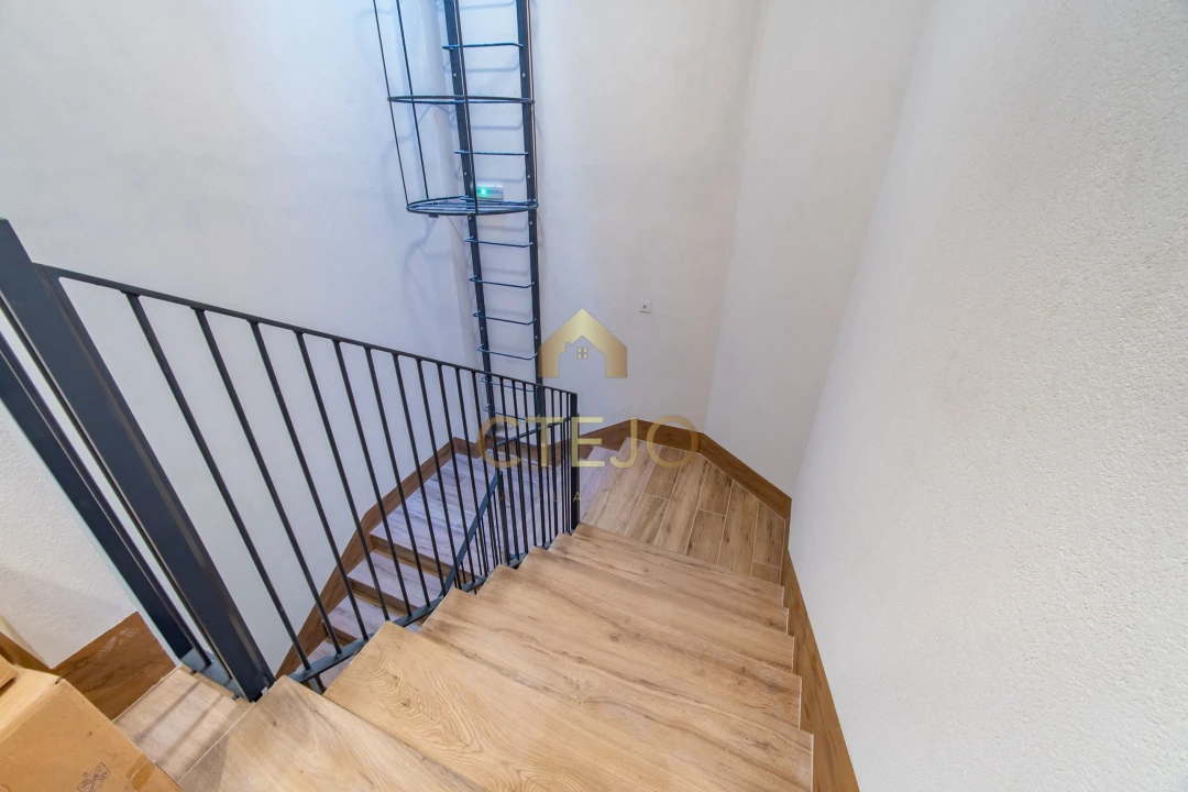 Apartamento T3 para Venda em Santa Iria de Azoia, São João da Talha e Bobadela Foto 35