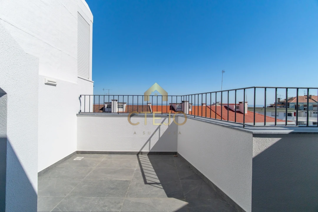 Apartamento T3 para Venda em Santa Iria de Azoia, São João da Talha e Bobadela Foto 33