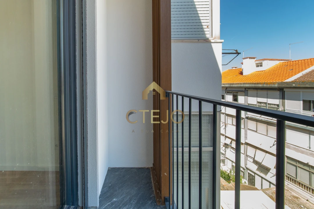 Apartamento T3 para Venda em Santa Iria de Azoia, São João da Talha e Bobadela Foto 25