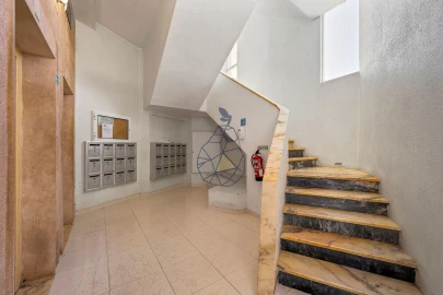 Apartamento T2 para Arrendamento em Portimão