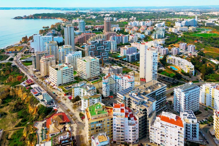 Apartamento T2 para Arrendamento em Portimão Foto 30