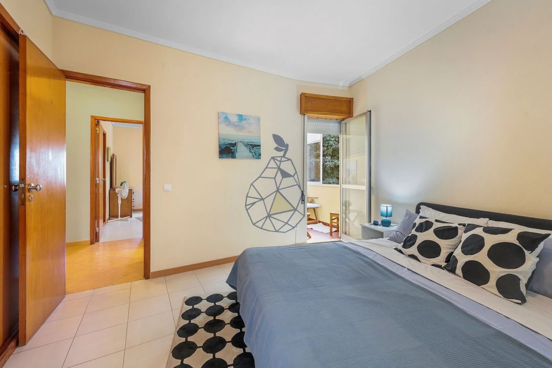 Apartamento T2 para Arrendamento em Portimão Foto 22