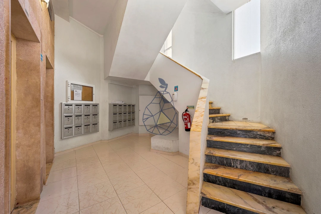 Apartamento T2 para Arrendamento em Portimão Foto 27