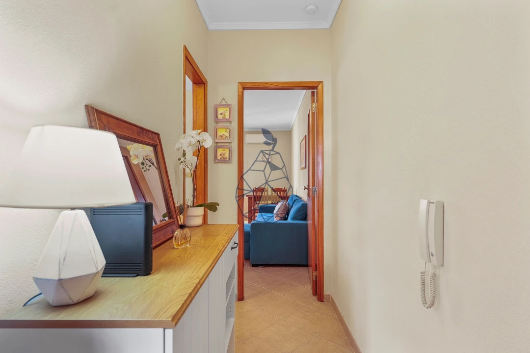 Apartamento T2 para Arrendamento em Portimão Foto 6