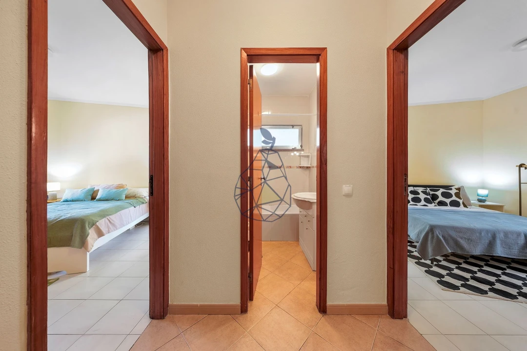 Apartamento T2 para Arrendamento em Portimão Foto 14