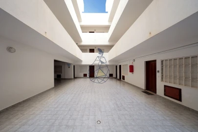 Apartamento T1 para Arrendamento em Portimão