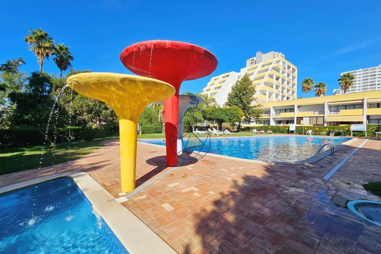 Apartamento T1 para Arrendamento em Portimão Foto 27