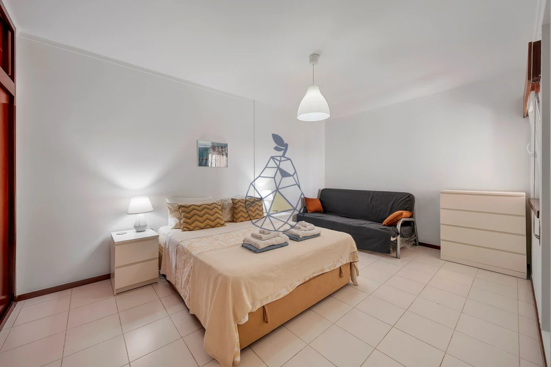 Apartamento T1 para Arrendamento em Portimão Foto 5
