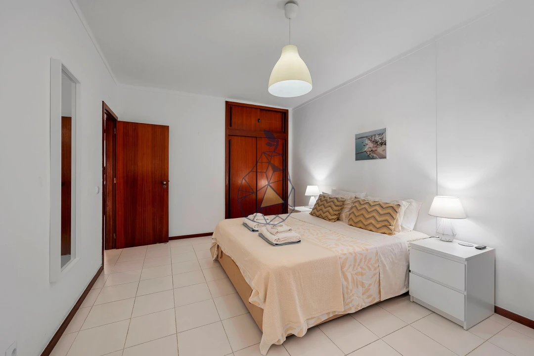 Apartamento T1 para Arrendamento em Portimão Foto 6