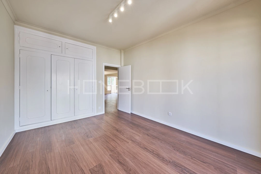 Apartamento T2 para Arrendamento em Águas Livres Foto 20